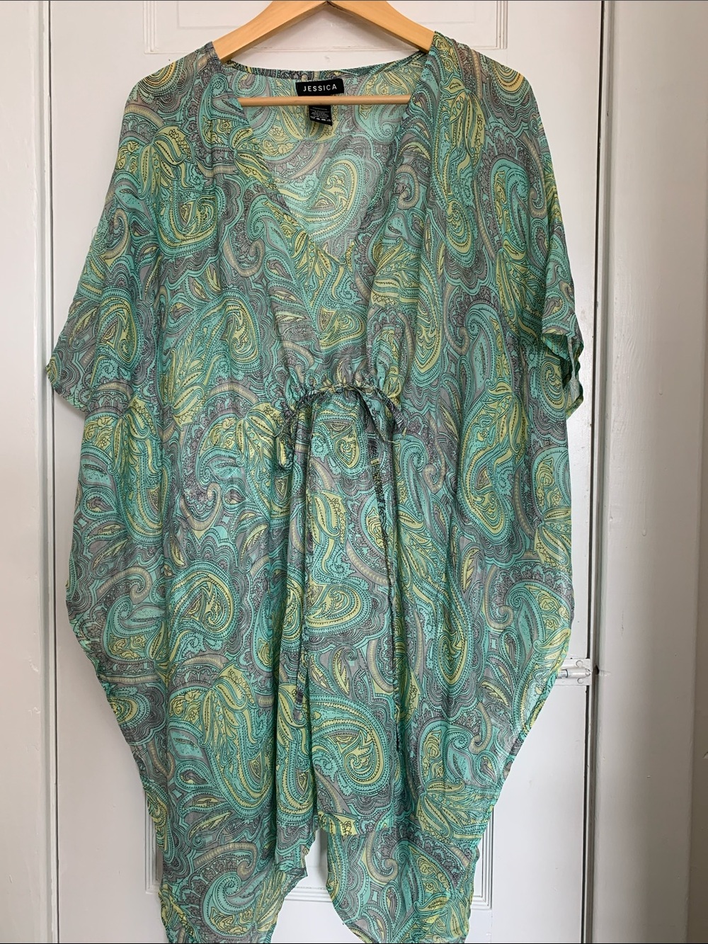 3 for $20 😍 Jessica Teal & Yellow Paisley Drawstring Tunic
